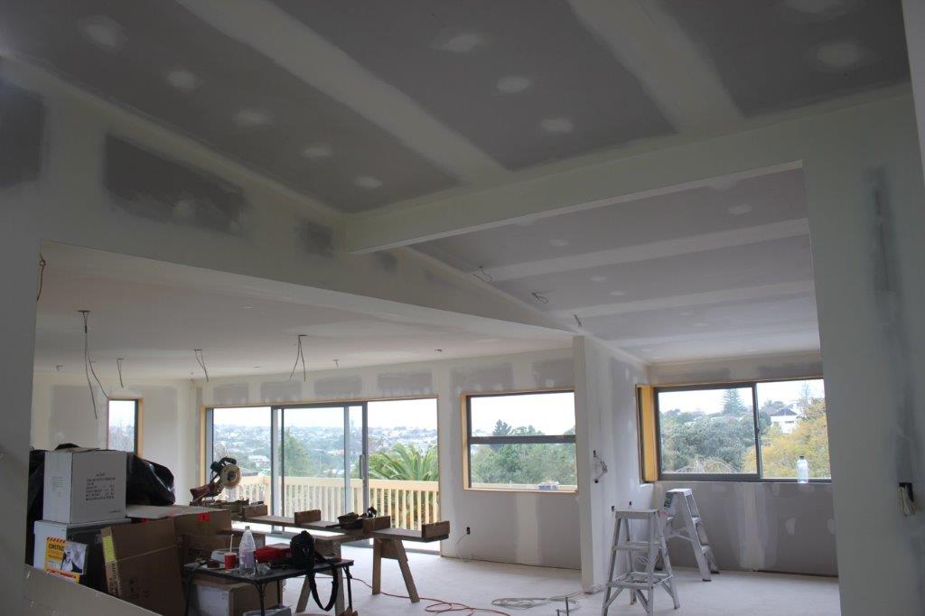 Plastering, level 4 finished, external corners, main joins, square stop.